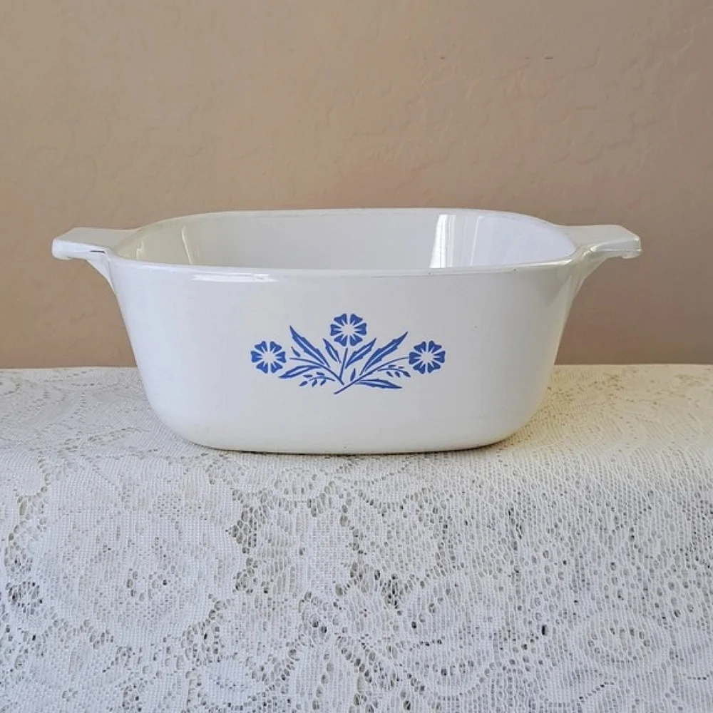 Vtg Corning Ware Blue Cornflower 1.5 QT P-1 1/2-B Casserole Baking Dish no lid